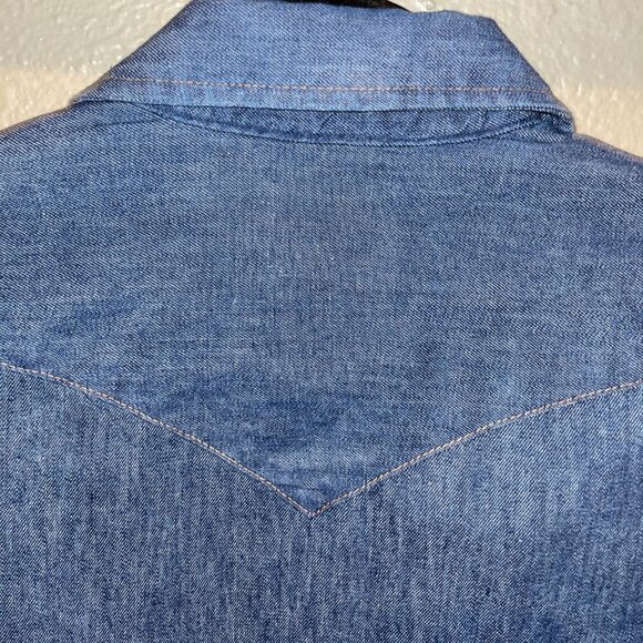 VINTAGE 60s WRANGLER PRE-SHRUNK PEARL SNAP EX LONG TAILS DENIM SHIRT 16.5" X 35" - Picture 8 of 15